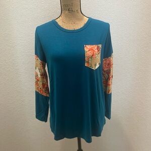 Grace & Emma Teal Floral Pocket Top